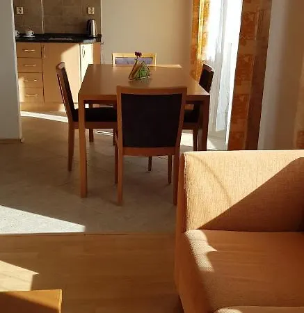 Na Sihoti Apartmanhotel *